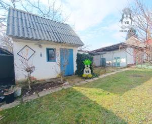 6- izbový rodinný dom 2164 m2, Záhor