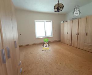 6- izbový rodinný dom 2164 m2, Záhor