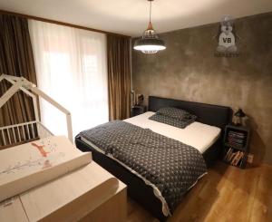 Byt 2+1 s dvomi loggiami na sídlisku Tarča, Sp. Nová Ves