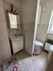 Byt 2+1 s balkónom prerobený na 3.izbový sídl. Rozvoj, Levoča