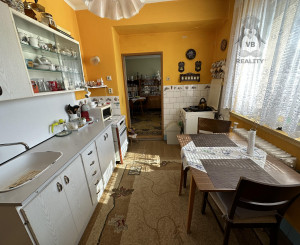 Byt 3+1 s balkónom a garážou Levoča