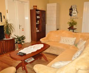 Velkometrážny byt 3+1 s garážou centrum, Sp. Nová Ves