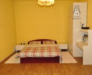 Velkometrážny byt 3+1 s garážou centrum, Sp. Nová Ves