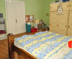 Velkometrážny byt 3+1 s garážou centrum, Sp. Nová Ves