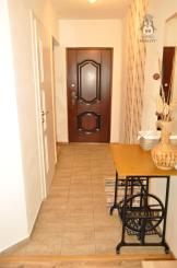 Velkometrážny byt 3+1 s garážou centrum, Sp. Nová Ves