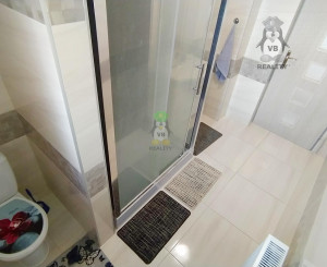 VÝRAZNE ZNÍŽENÁ CENA -Veľkorysý 5. izbový dom, Žbince