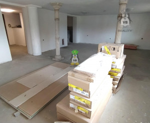 VÝRAZNE ZNÍŽENÁ CENA -Veľkorysý 5. izbový dom, Žbince