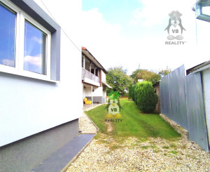 Rodinný dom, 2033m2, Falkušovce