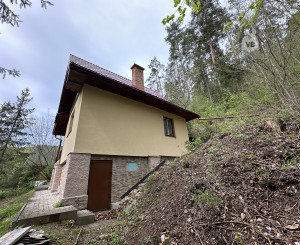Chata s pozemkom na Čingove, okr. Sp. Nová Ves