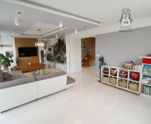 4 – izbový mezonetový byt s balkónom v centre mesta Spišská Nová Ves