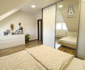 4 – izbový mezonetový byt s balkónom v centre mesta Spišská Nová Ves