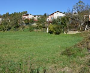 Predám investičný pozemok vo Vítkovciach