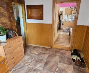 Rodinný dom s 2 samost. bytov. jednotkami v obci Jamník, SNV