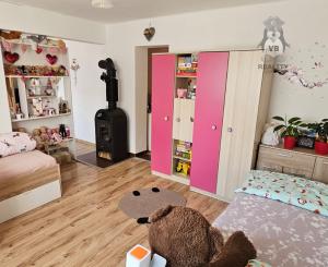 Rodinný dom s 2 samost. bytov. jednotkami v obci Jamník, SNV