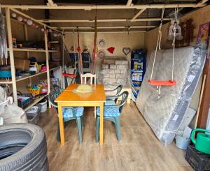 Rodinný dom s 2 samost. bytov. jednotkami v obci Jamník, SNV