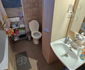 Rodinný dom s 2 samost. bytov. jednotkami v obci Jamník, SNV