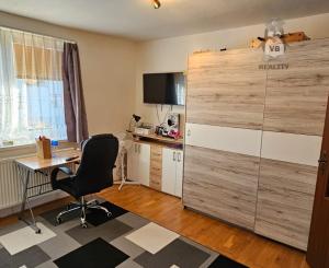 Rodinný dom s 2 samost. bytov. jednotkami v obci Jamník, SNV