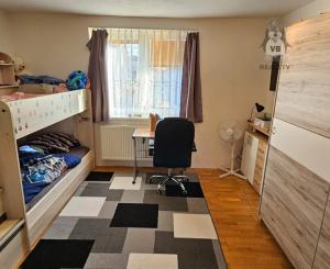 Rodinný dom s 2 samost. bytov. jednotkami v obci Jamník, SNV