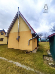 Pekná útulná chatka so záhradkou