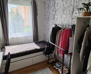 -ZNÍŽENÁ CENA- Byt 4+1 s dvoma loggiami, sídlisko Mier, Spišská Nová Ves