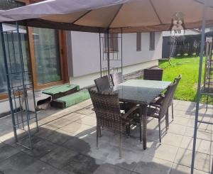 Pekná novostavba pod lesom v obci Kojšov