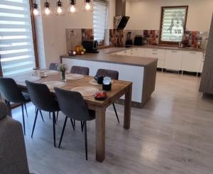 Pekná novostavba pod lesom v obci Kojšov