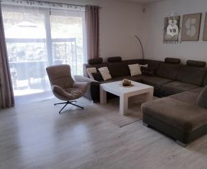 Pekná novostavba pod lesom v obci Kojšov