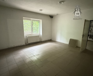 Polyfunkčný obytný dom v SNV