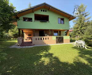 Chata v časti Čingov, okr. Sp. Nová Ves