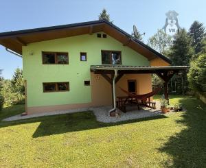 Chata v časti Čingov, okr. Sp. Nová Ves