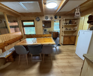 Chata v časti Čingov, okr. Sp. Nová Ves