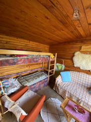 Ponúkame na predaj záhradu s chatkou v pri sídlisku Mier.