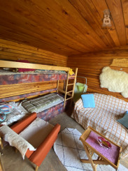 Ponúkame na predaj záhradu s chatkou v pri sídlisku Mier.