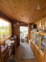 Ponúkame na predaj záhradu s chatkou v pri sídlisku Mier.