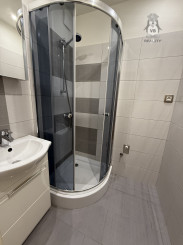 Byt 2+1 s loggiou centrum, Sp. Nová Ves