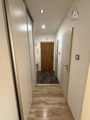 Byt 2+1 s loggiou centrum, Sp. Nová Ves