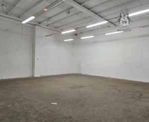 Prenájom haly s kanceláriou, Radlinského ulica, Spišská Nová Ves