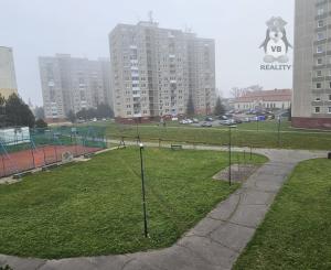 Byt 2+1 s loggiou na sídlisku Západ II, Smižany, okres SNV