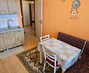 Byt 2+1 s loggiou na sídlisku Západ II, Smižany, okres SNV