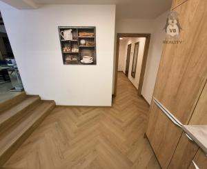 Výnimočný 2-izbový byt priamo v centre mesta