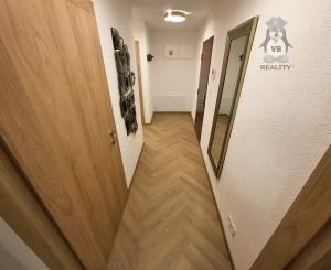 Výnimočný 2-izbový byt priamo v centre mesta