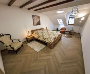 Výnimočný 2-izbový byt priamo v centre mesta