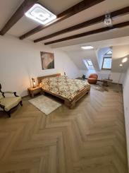 Výnimočný 2-izbový byt priamo v centre mesta