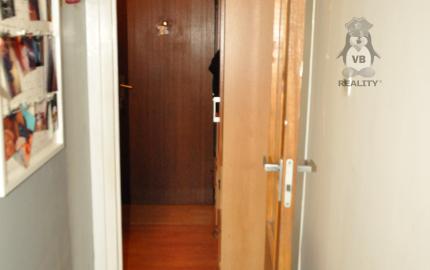 Byt 1+1 s dvoma loggiami, sídl. Mier, Sp. Nová Ves