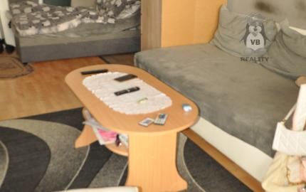 Byt 1+1 s dvoma loggiami, sídl. Mier, Sp. Nová Ves