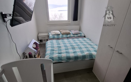 prerobený 3-izbový byt s loggiou na sídlisku Západ 1