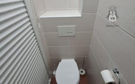 prerobený 3-izbový byt s loggiou na sídlisku Západ 1