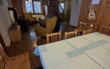 prerobená chata na celoročné bývanie v Poráčskej doline