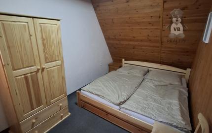 prerobená chata na celoročné bývanie v Poráčskej doline