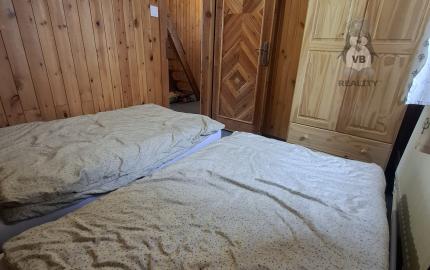 prerobená chata na celoročné bývanie v Poráčskej doline
